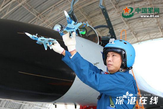 海军再曝飞行员南海牺牲 事出王伟所在团
