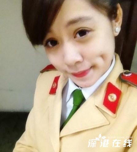 各国女兵疯狂自拍照